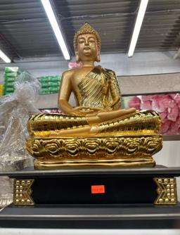 Golden Buddha Statue