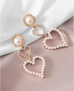 Faux Pearl Heart earring 